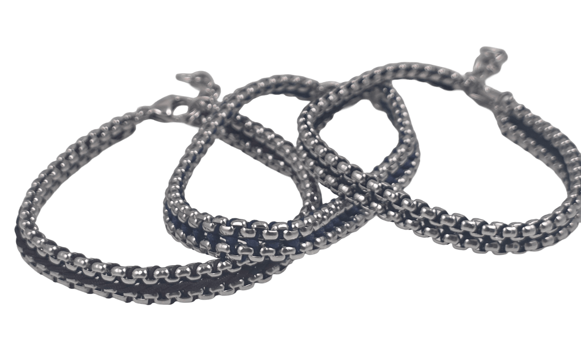 Close-up view of the woven thread detail 3 color thread black, blue and brown on the silver stainless steel link bracelet.